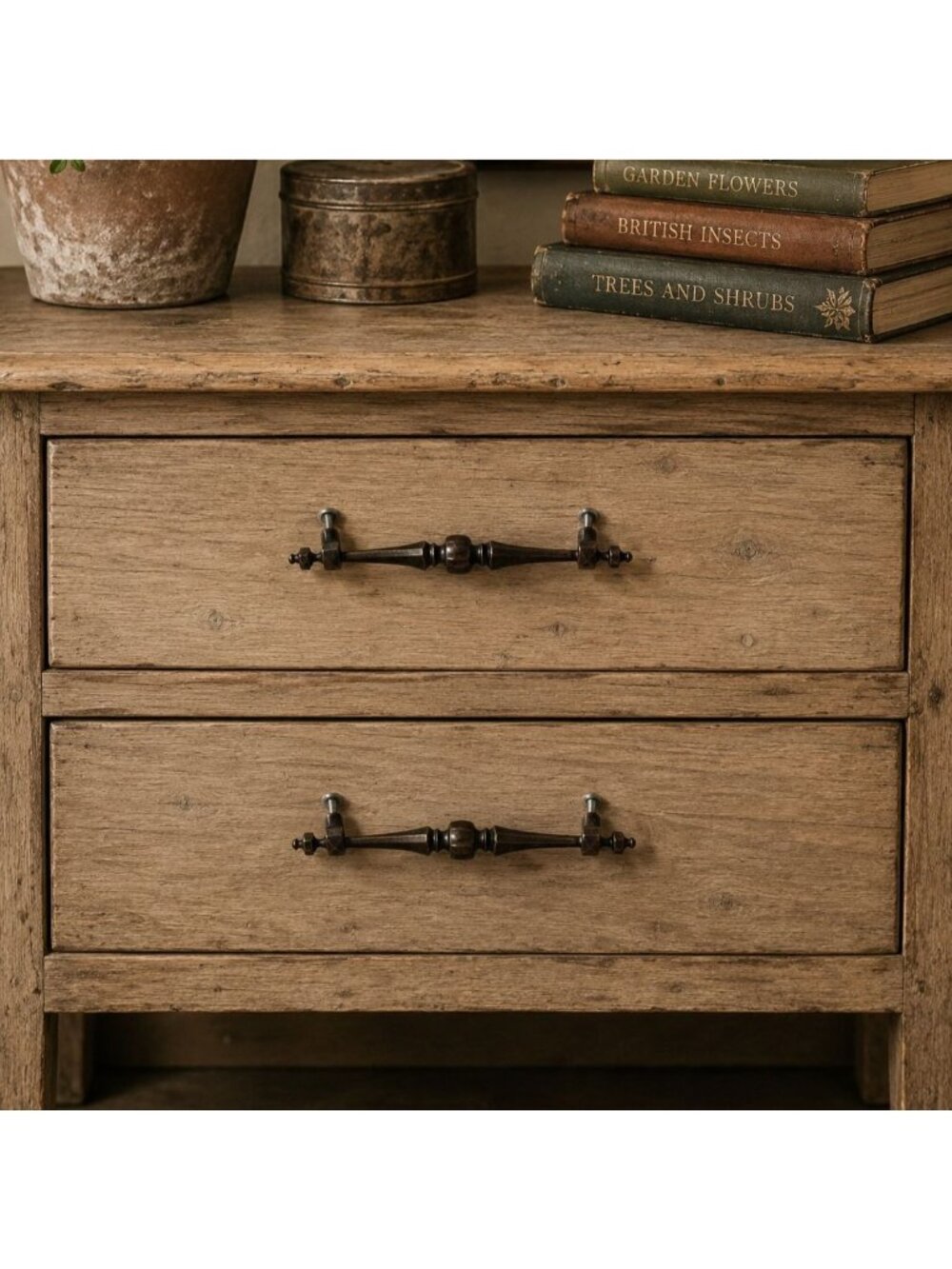 Set Of 4 Vintage Bronze-Style Decorative Drawer Pulls Bar Cabinets Handles